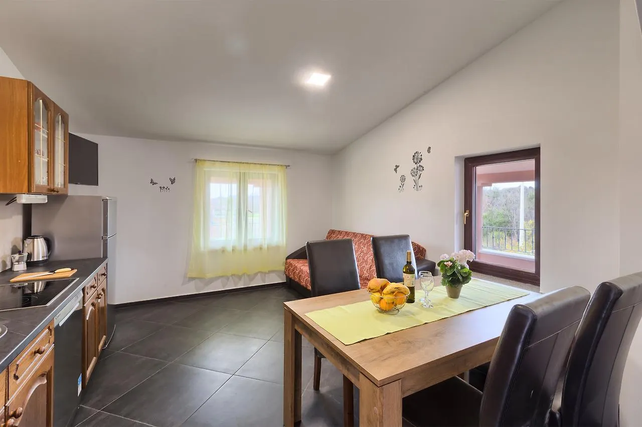 Apartments Ines Pula